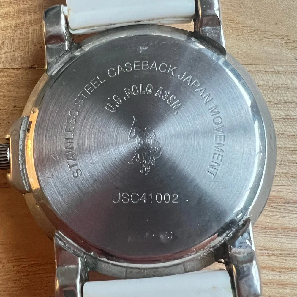 US Polo Association ladies white sporty Watch NEW BATTERY